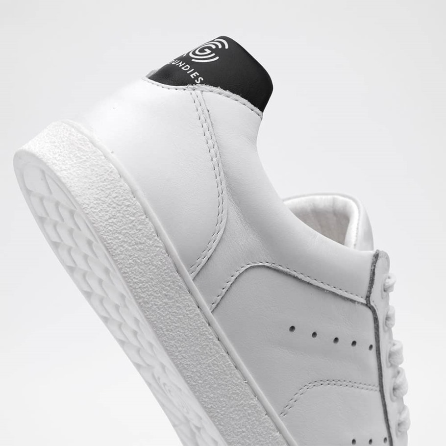 Universe Regular Heren Groundies Nederland Wit/zwart